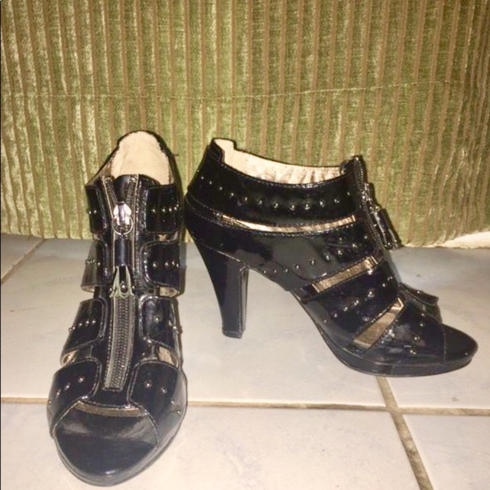 Sofft high heels